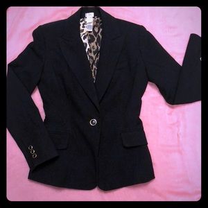 Cache Black Blazer w/leopard print lining. Size 2
